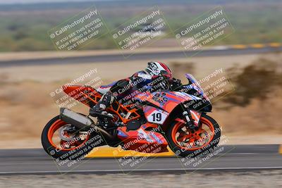 media/Sep-11-2022-SoCal Trackdays (Sun) [[81b7e951af]]/Turn 7 (1145am)/